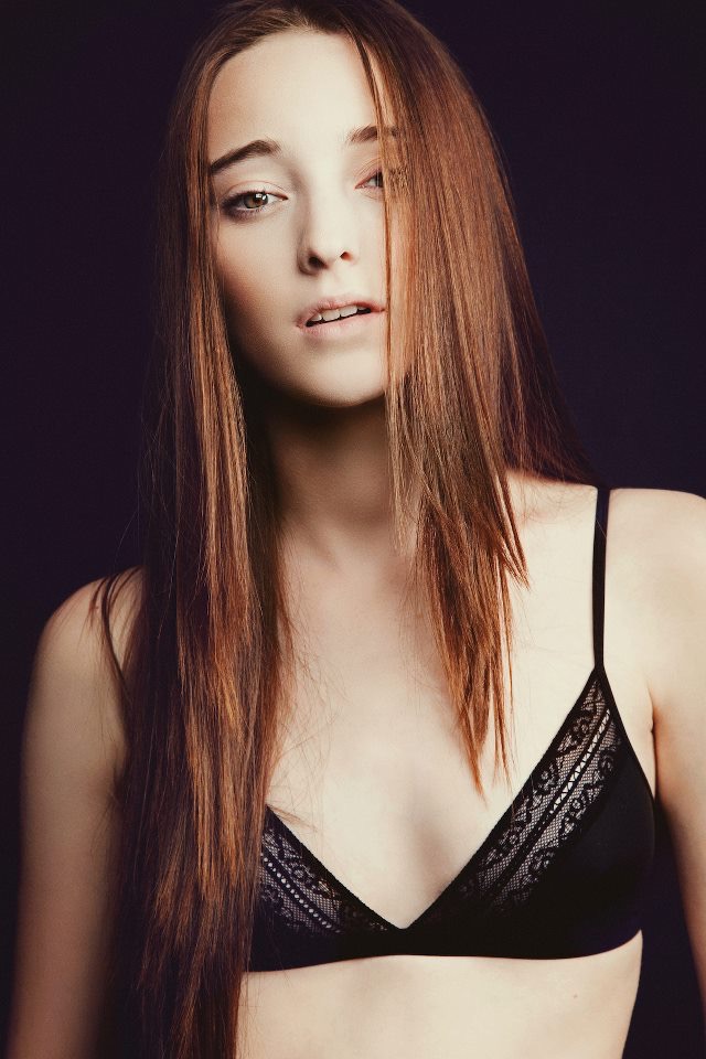 Female model photo shoot of Alejandra_Barrios