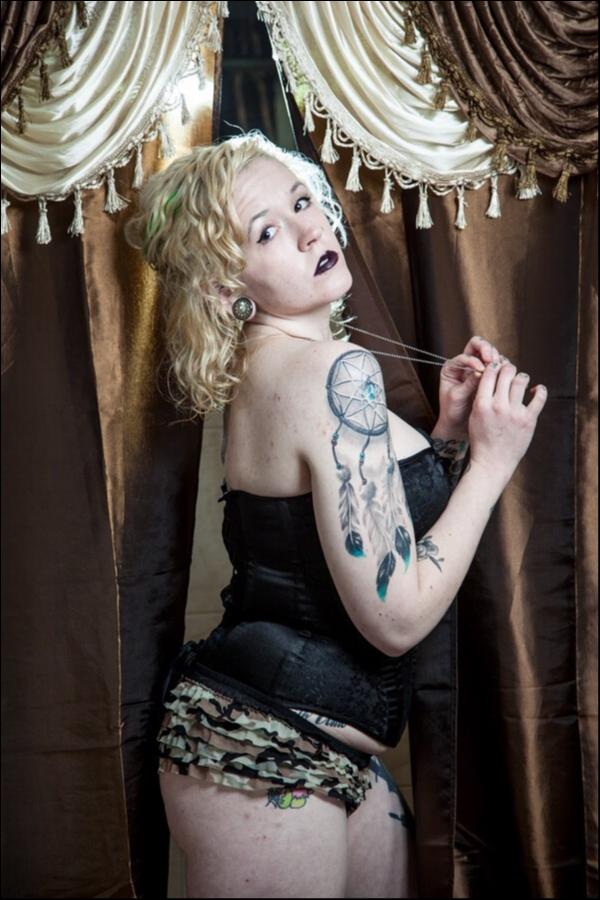 Female model photo shoot of LuLu de Vil by Pat Cotillo Jr