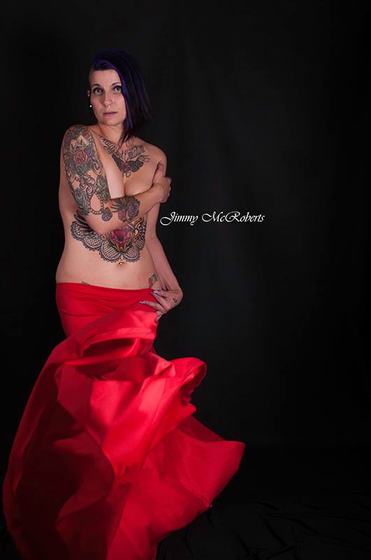 Female model photo shoot of SkyDollesque by Jimmy McRoberts
