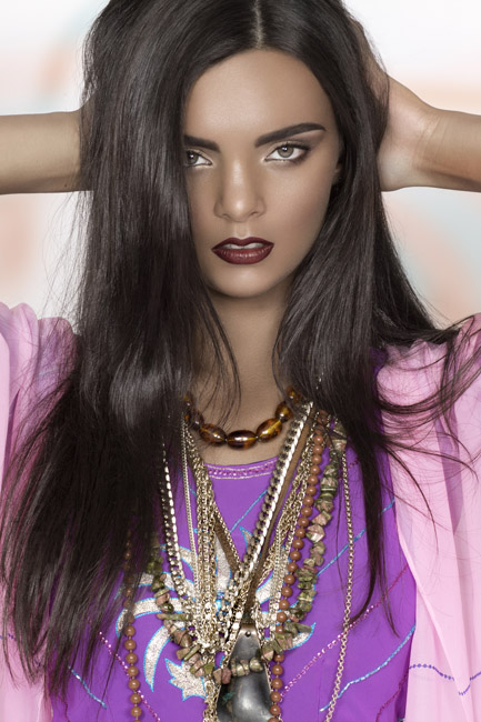 Female model photo shoot of Nadia Masot