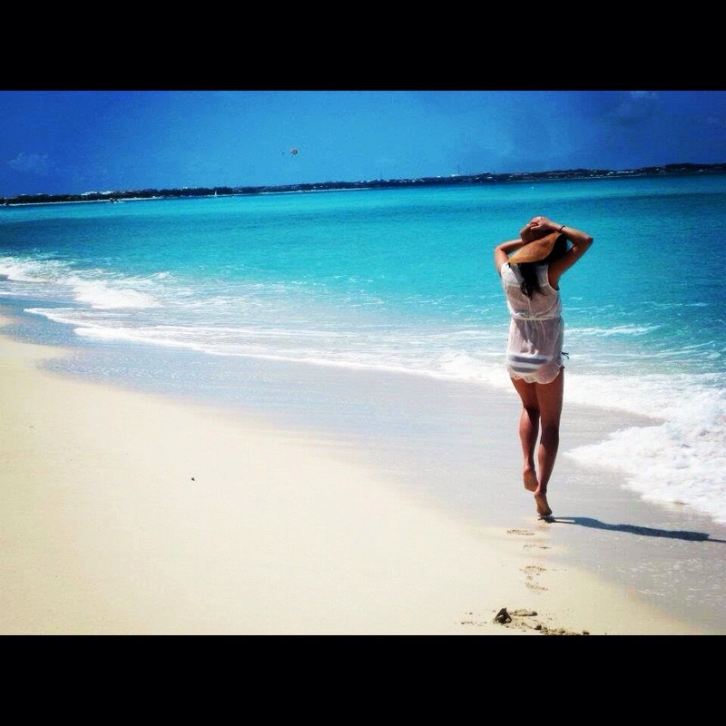 Female model photo shoot of jessimistic in Turks and Caicos Islands