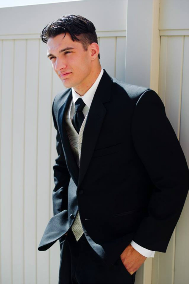 Male model photo shoot of Dan0 in Spokane Washington