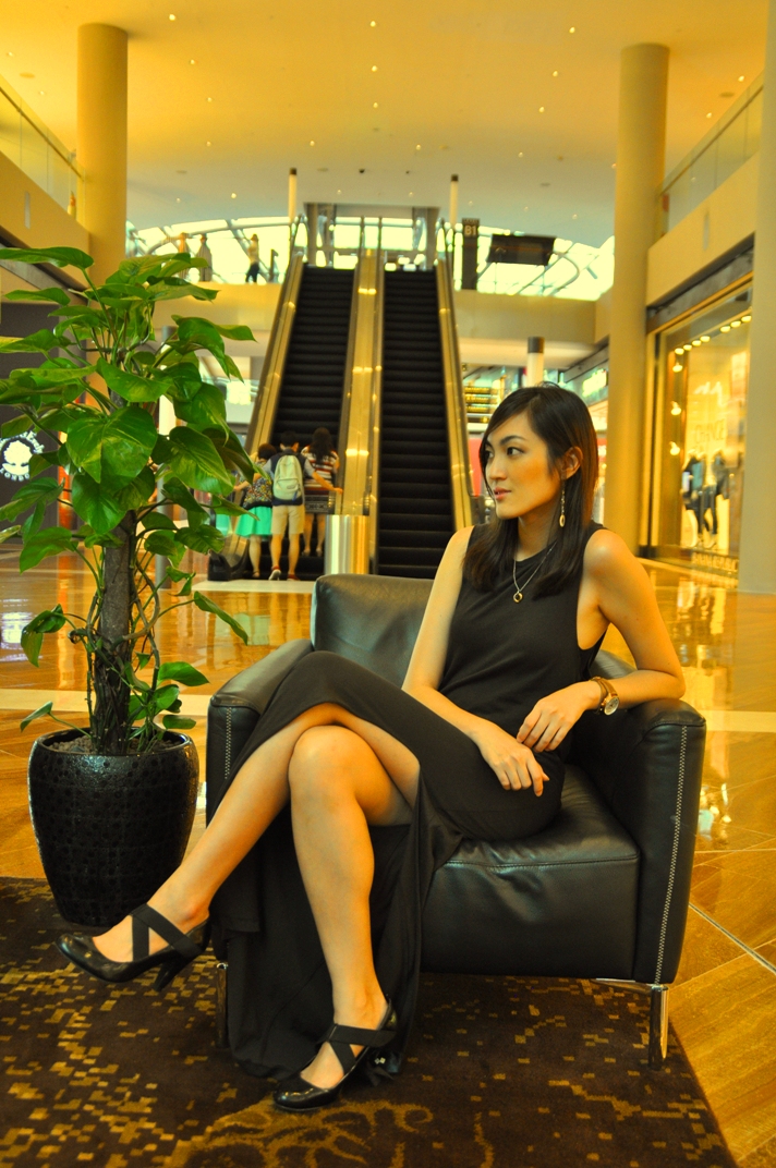 Female model photo shoot of YY Lim in Marina bay sands