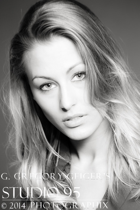 Female model photo shoot of Linnea Stupka