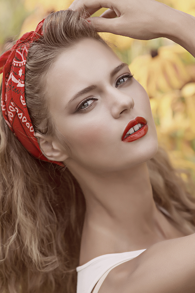 Female model photo shoot of retufoto by Smoshkov