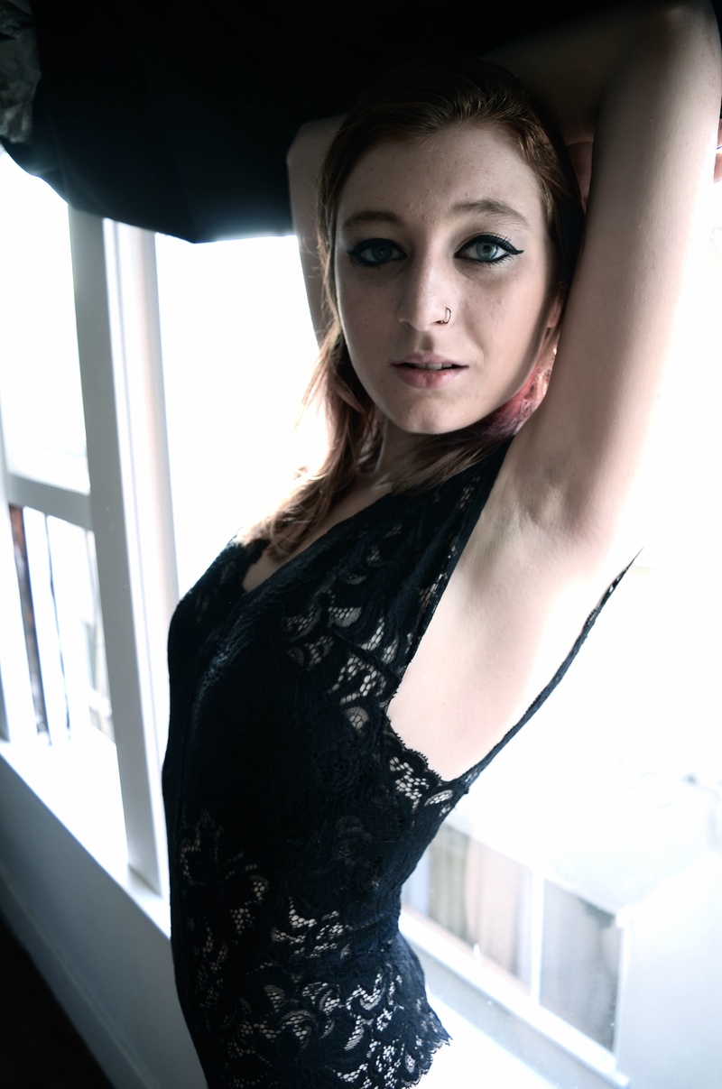 Female model photo shoot of ladylaz17