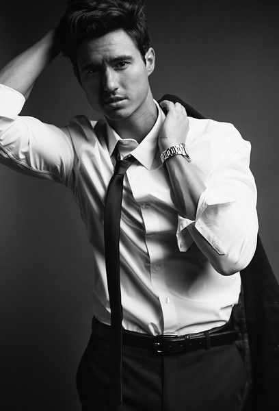 Male model photo shoot of Lee G Jones by Melissa Hebert 