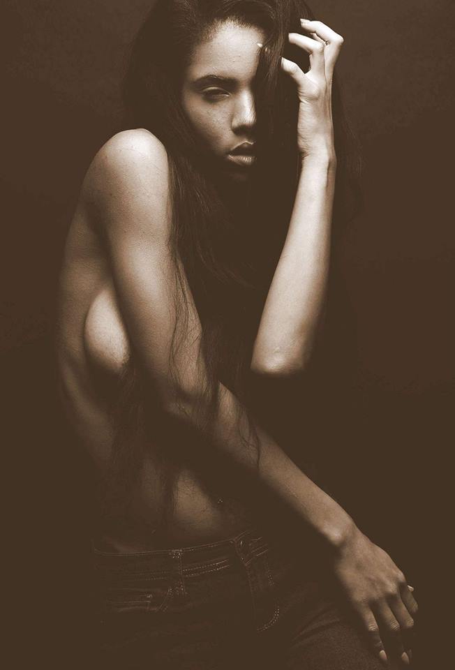Female model photo shoot of lauren hudson