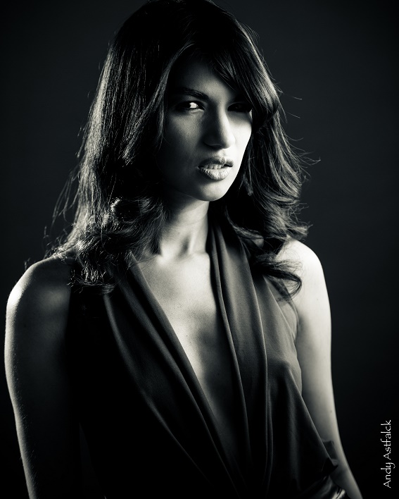 Female model photo shoot of Juliette Lanuza