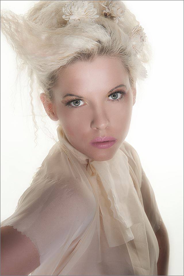 Female model photo shoot of NaomiJane
