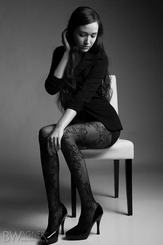 Female model photo shoot of -LaurenEliza- in Charlotte, MI