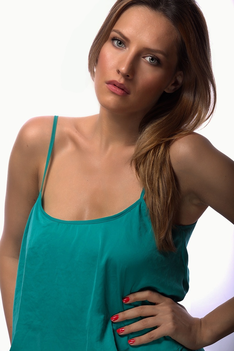 Female model photo shoot of lauraduca