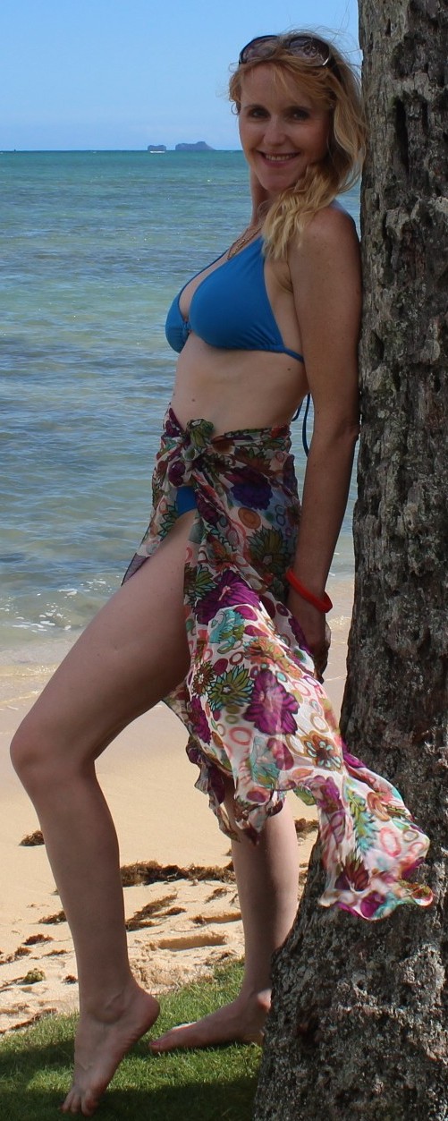 Female model photo shoot of Monica Rusel in Oahu