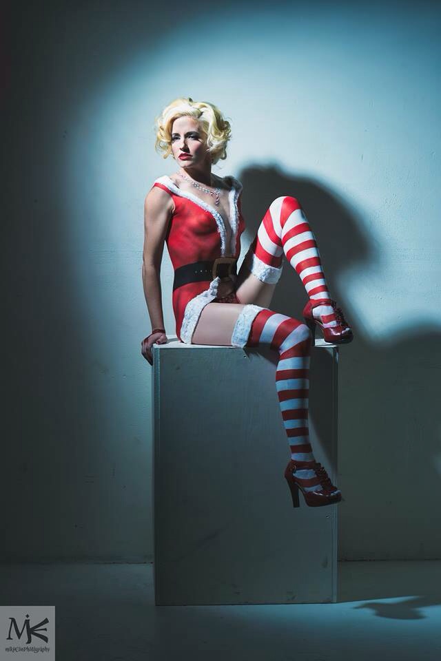 Female model photo shoot of GlamorouslyChicRawFash by MikeConPhoto