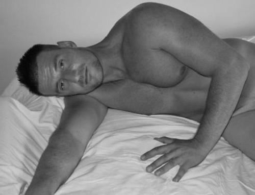 Male model photo shoot of Memphis Hunter