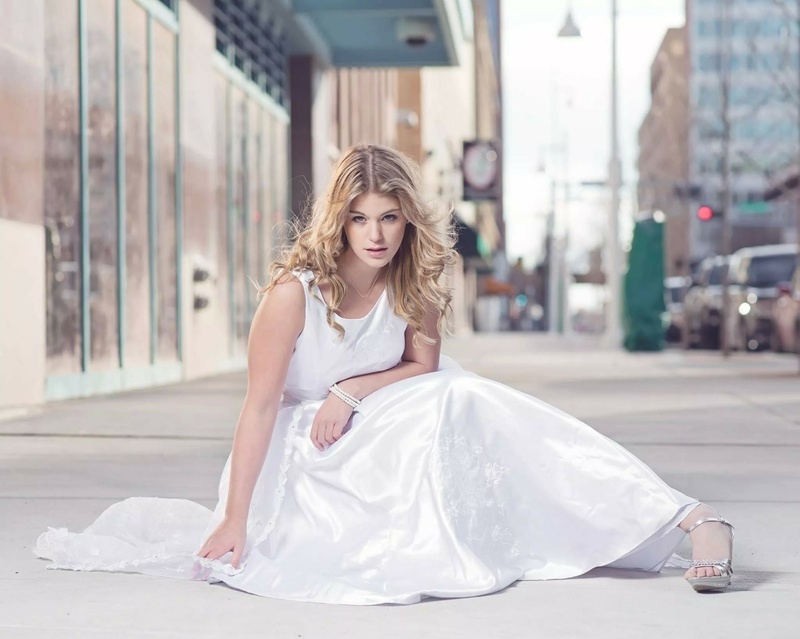 Female model photo shoot of Amanda Lynn Blasiman in Albuquerque, NM