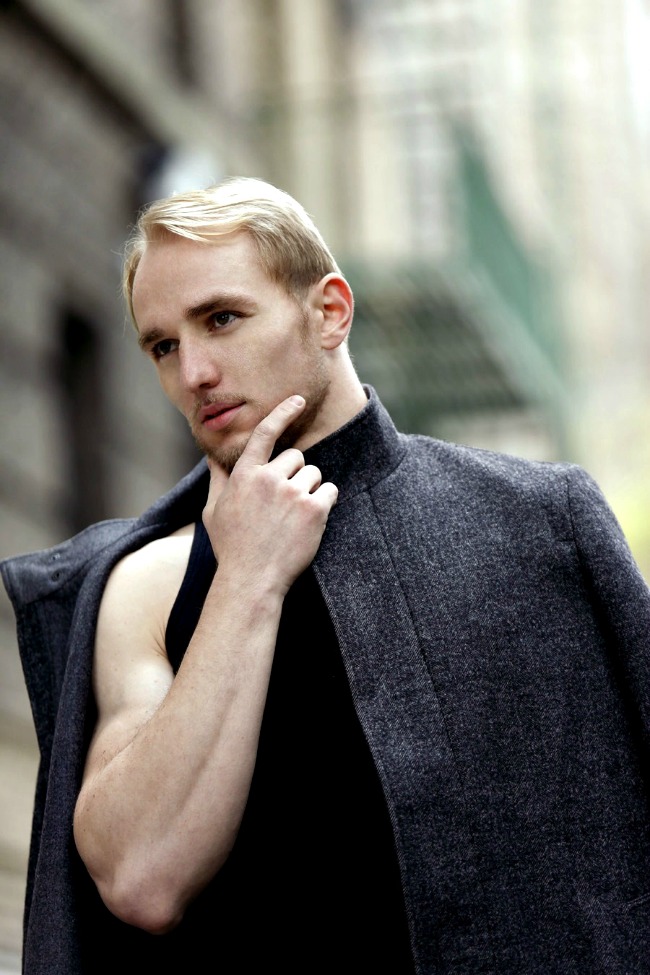 Male model photo shoot of Alexandr in NYC, wardrobe styled by Kai Jankovic