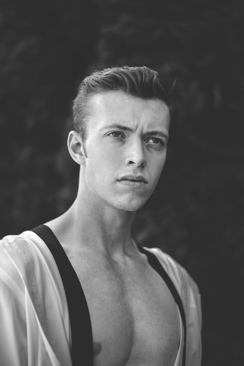 Male model photo shoot of Gabriel Behrmann
