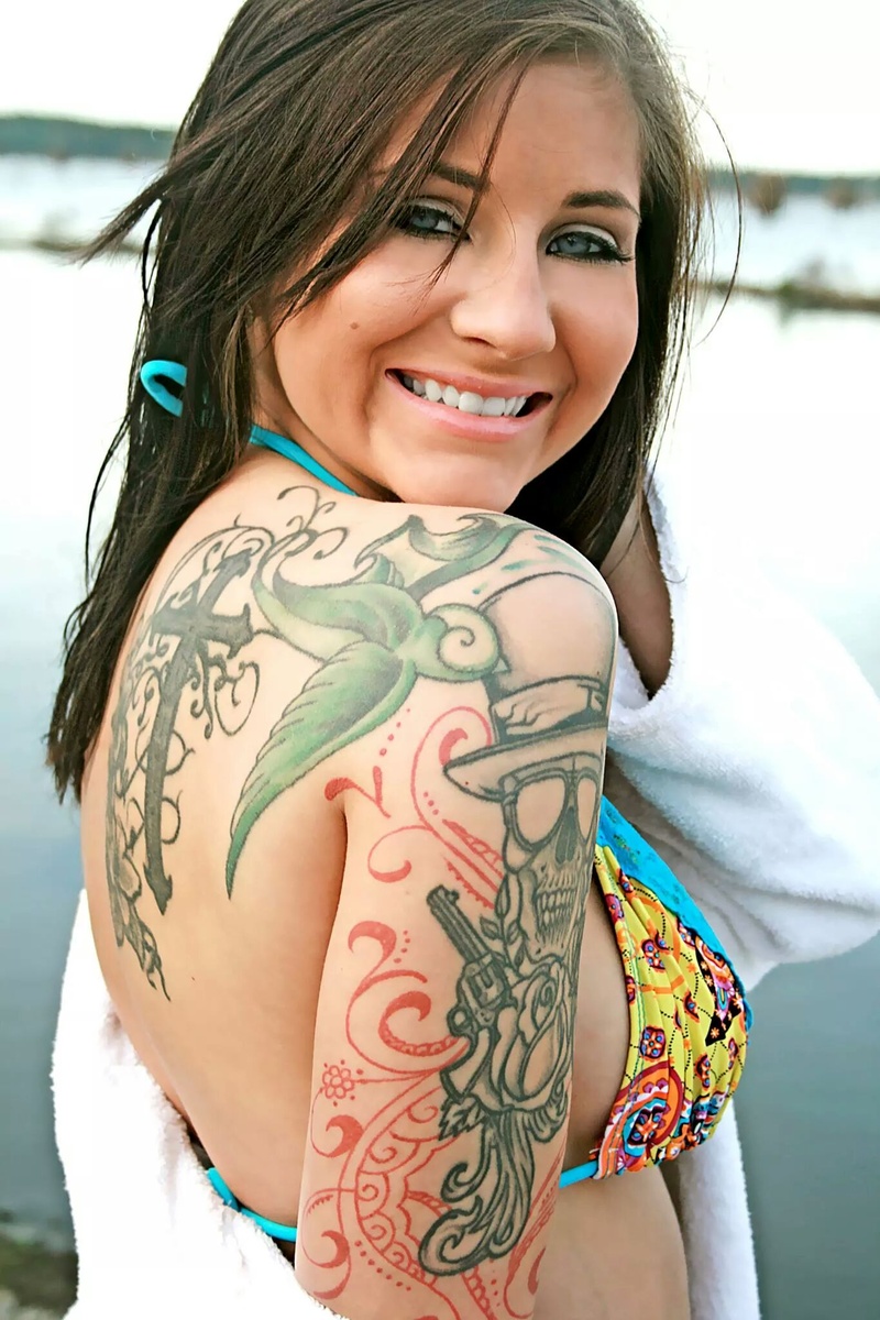 Female model photo shoot of amber_mccowin  in Louisiana