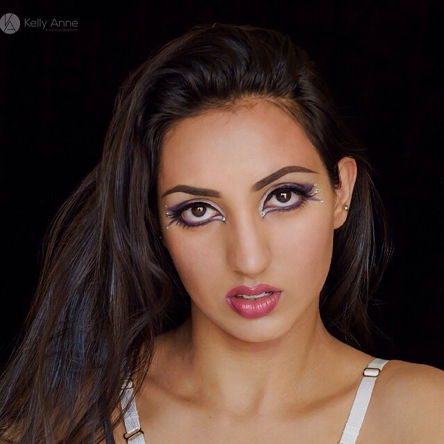 Female model photo shoot of Hana Khan