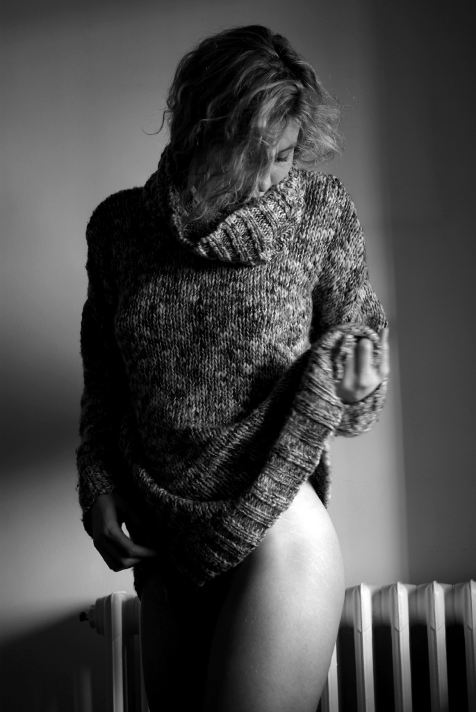 Female model photo shoot of Libe in Aix-en-Provence