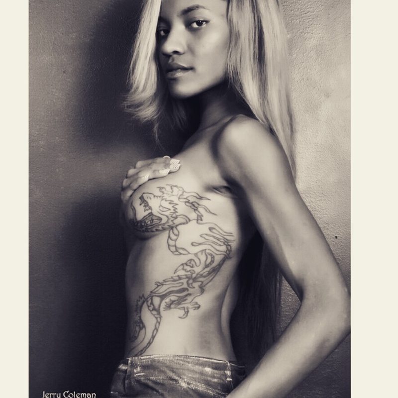 Female model photo shoot of Michelle Redd