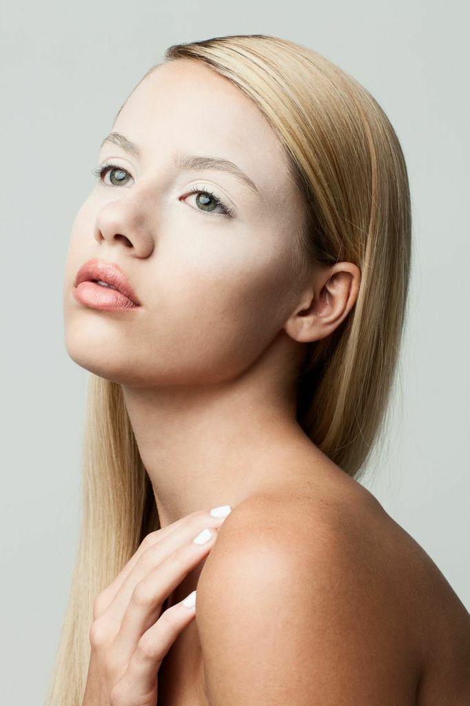 Female model photo shoot of Erin Tierney Stylist