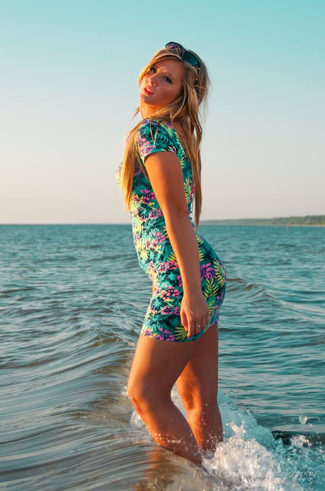 Female model photo shoot of hannahdreamer in South Haven Beach, MI