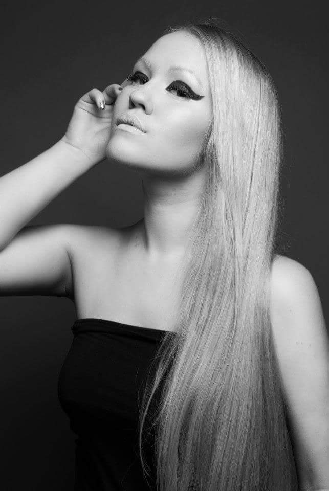Female model photo shoot of Gigi Spott