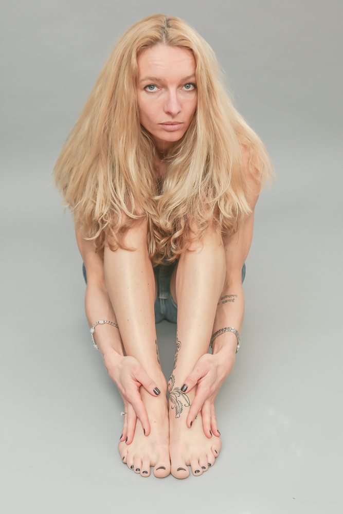 Female model photo shoot of margot in New York