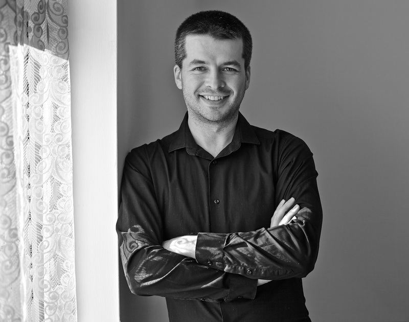 Male model photo shoot of Marcin Klysewicz