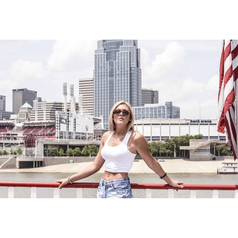 Female model photo shoot of Lizz Kingsbury in Cincinnati, ohio