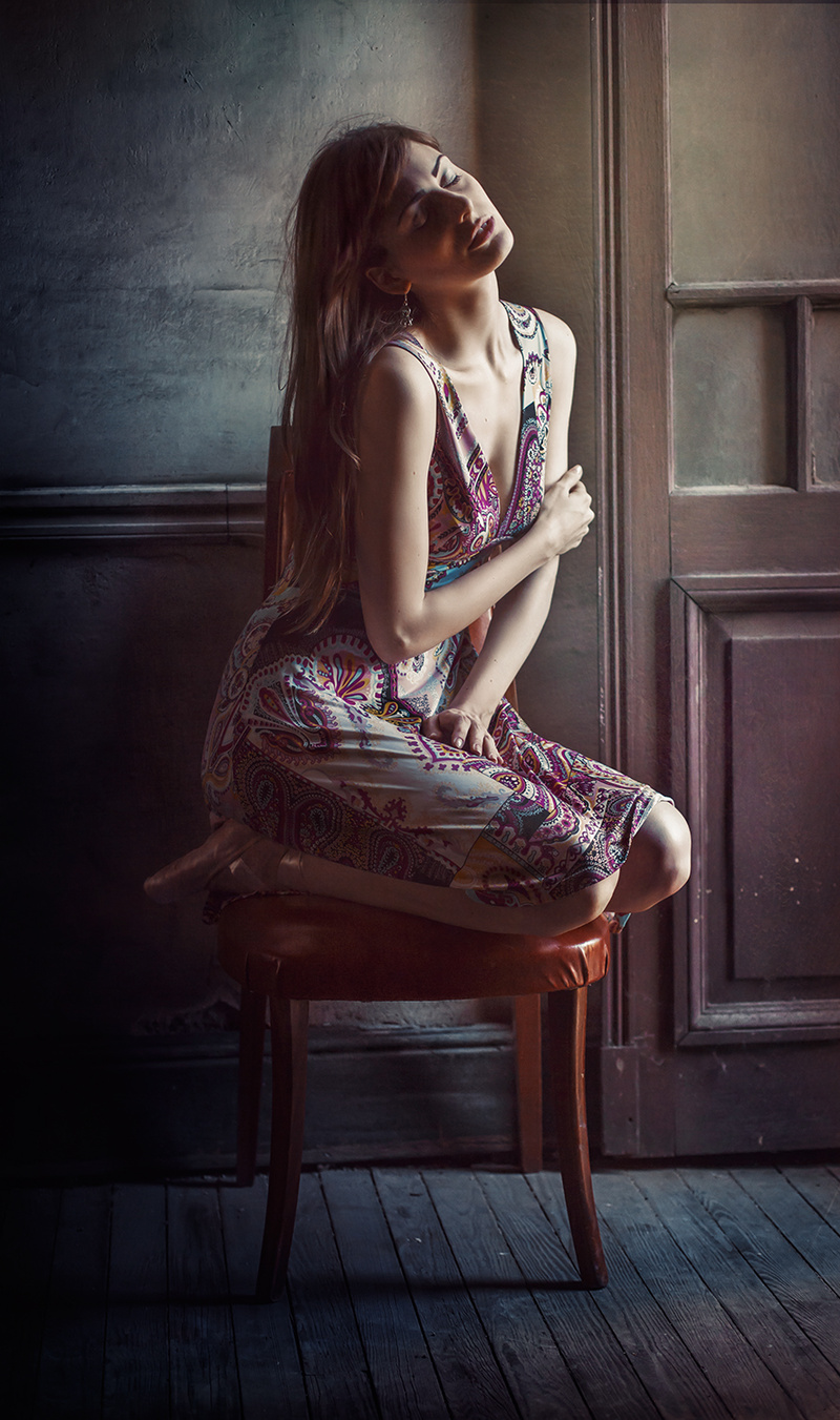 Female model photo shoot of dysel by Horacio Casadey