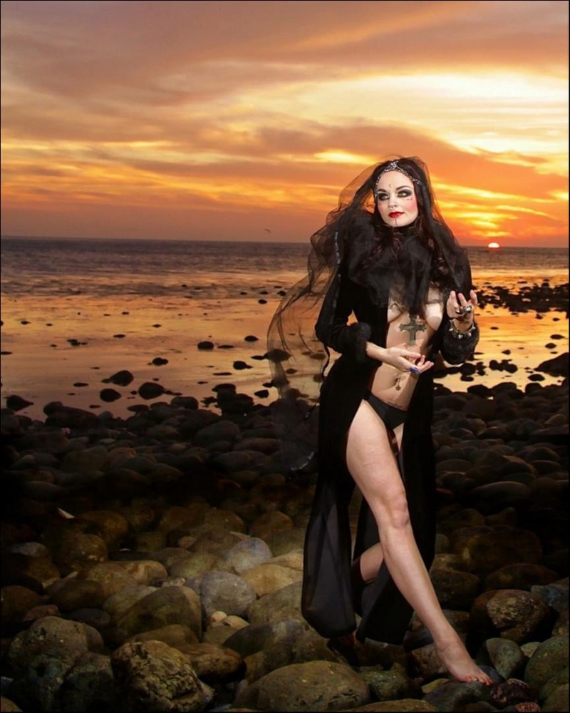 Female model photo shoot of Tracy Lynn in Rosarito, Baja California, Mexico