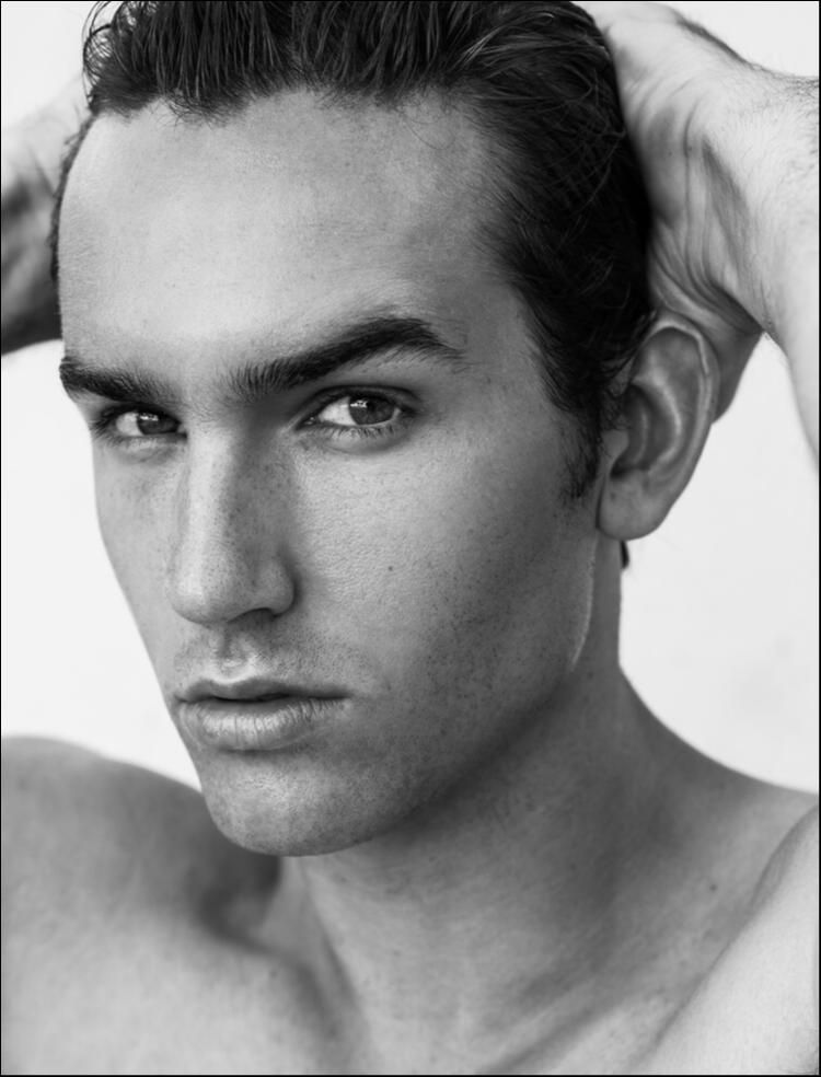 Male model photo shoot of Ethan Olson
