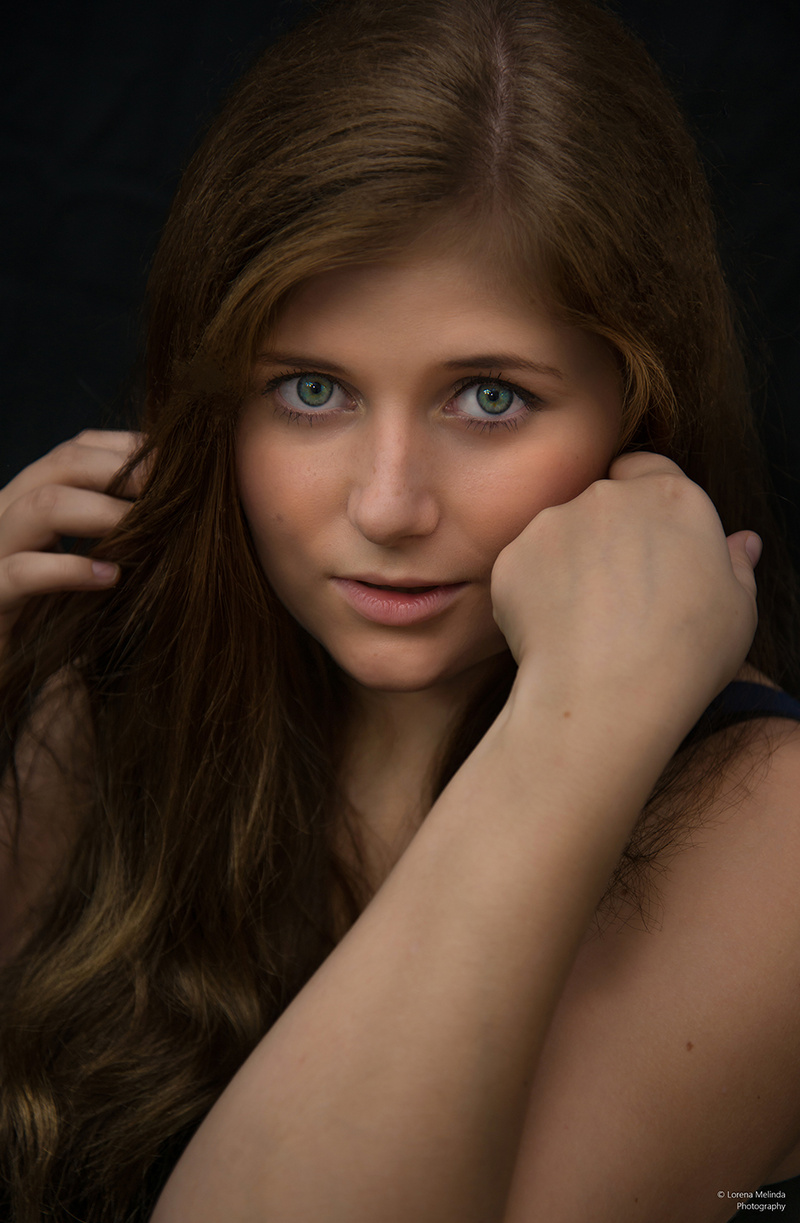 Female model photo shoot of Lorena Melinda Photography in Hamburg