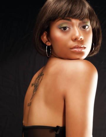 Female model photo shoot of Quanita Michelle
