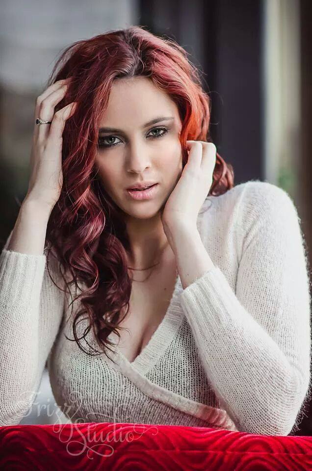 Female model photo shoot of MarissaM21