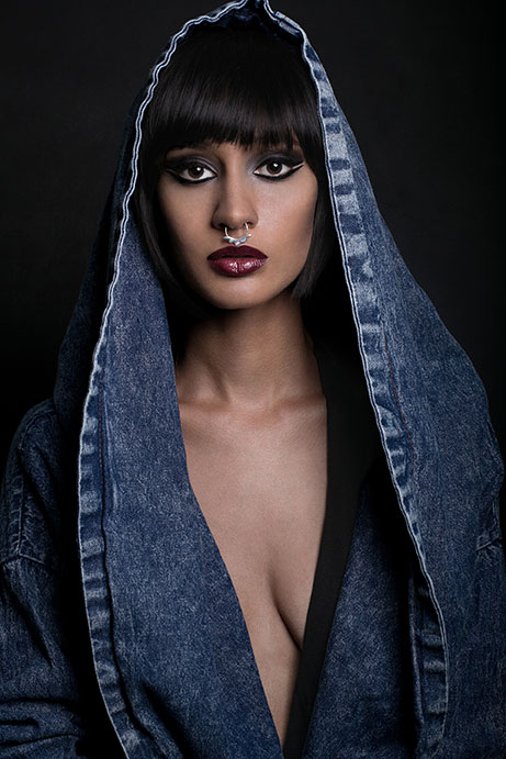 Female model photo shoot of Alexandra Redondo