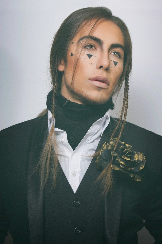 Male model photo shoot of Nik Castanon