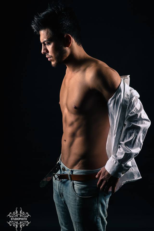 Male model photo shoot of AGhafori