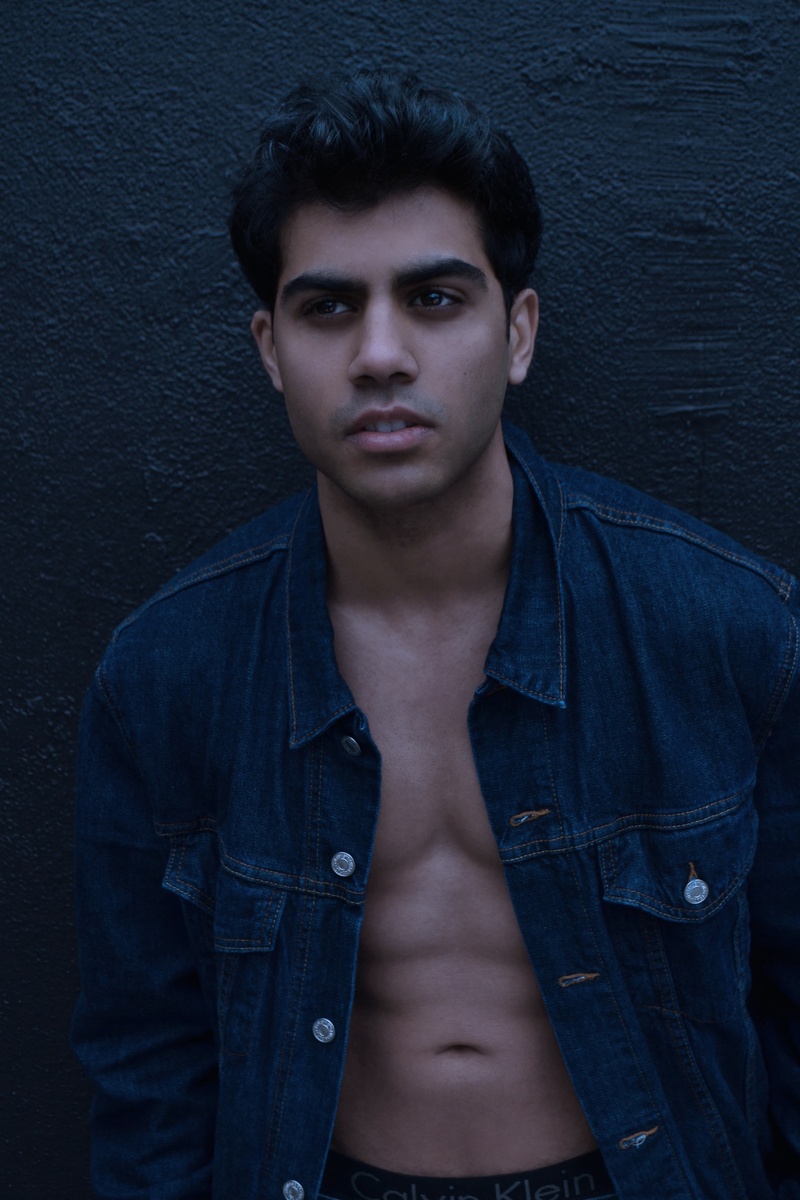 Male model photo shoot of Adam Rara