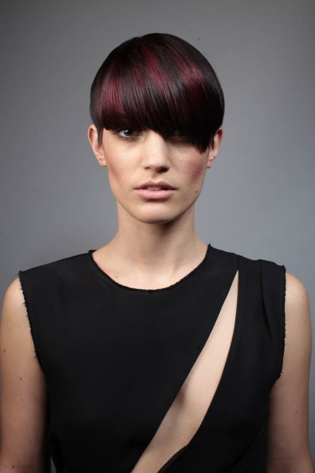 Female model photo shoot of Naomi Hairstylist