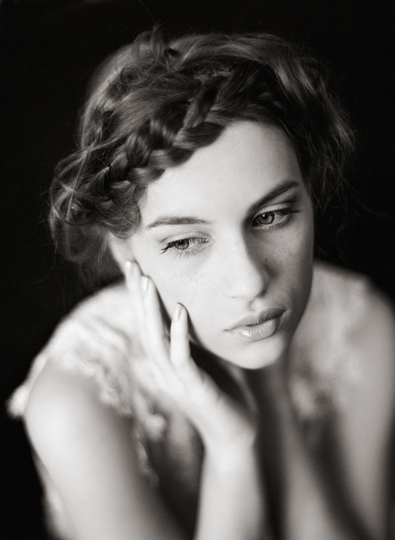 Female model photo shoot of Cinzia Bruschini