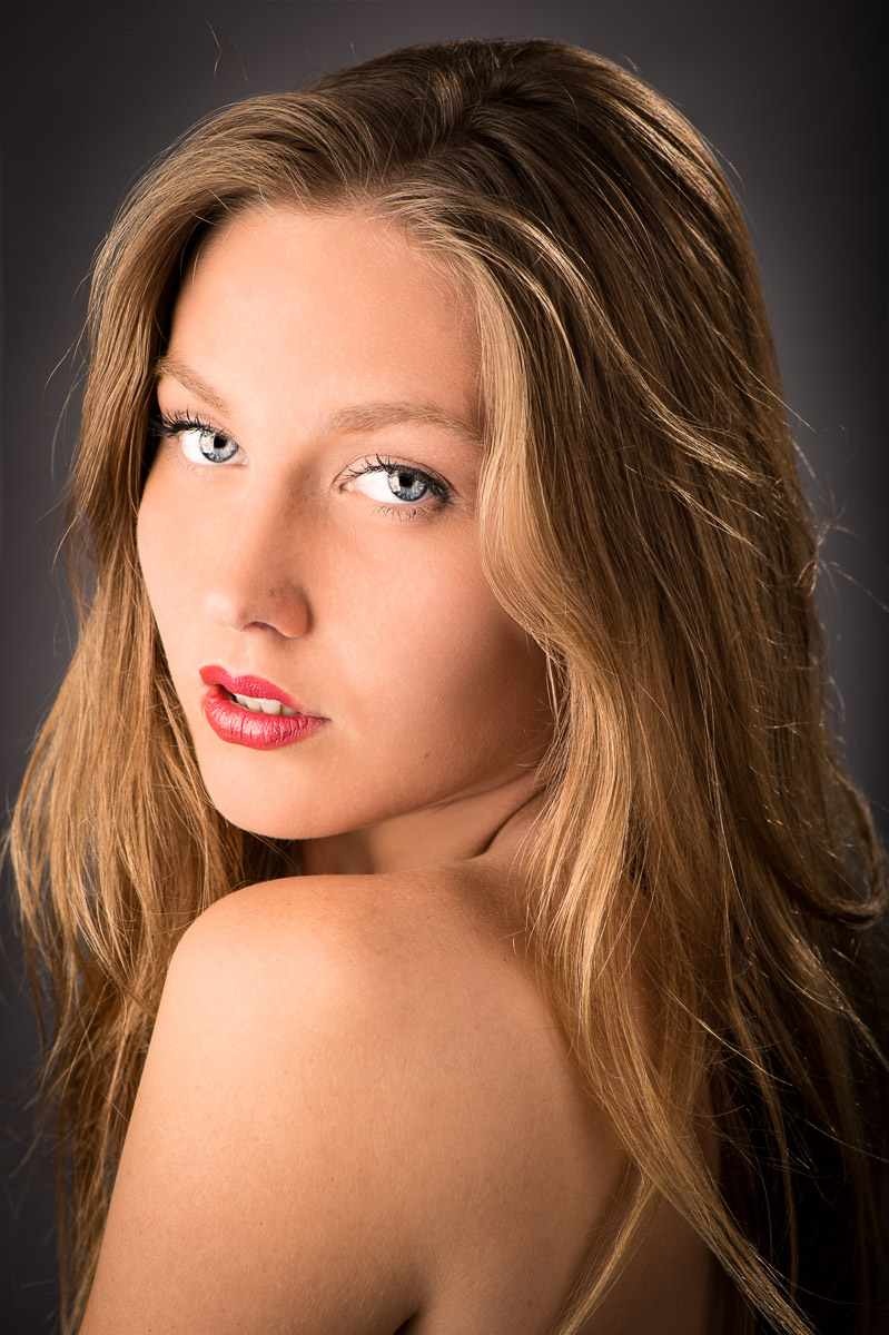 Female model photo shoot of Brianne Blu Nudes