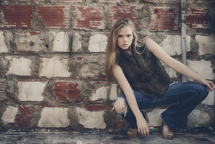 Female model photo shoot of Sarah_Kay by Greg Daniels