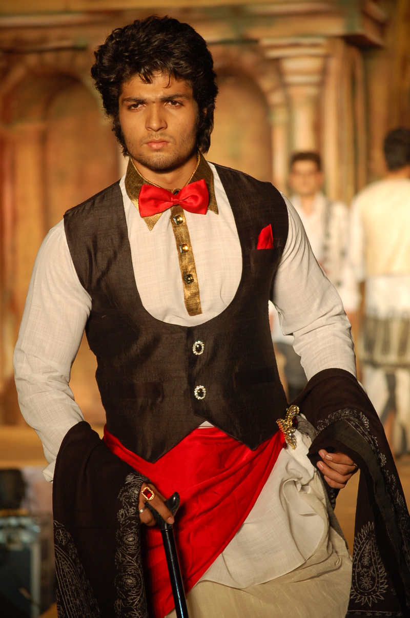 Male model photo shoot of Duran Das in Calcutta