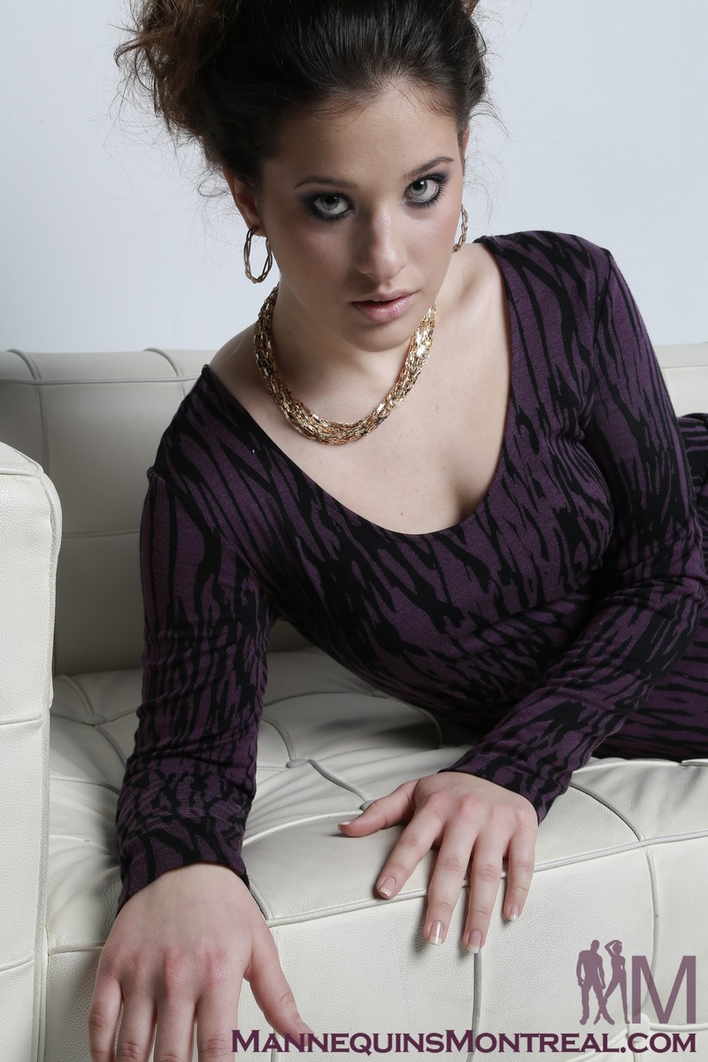 Female model photo shoot of StephanieBesna