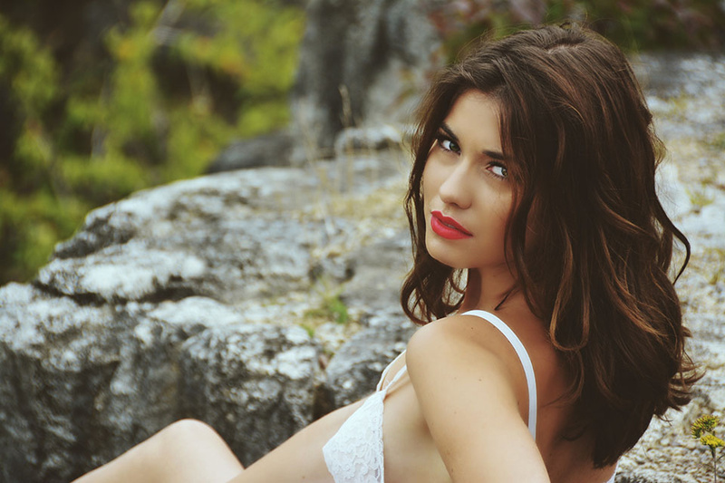 Female model photo shoot of Samantha Wadeson