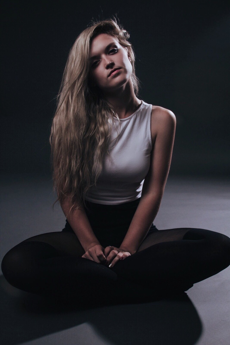 Female model photo shoot of LaurenJsparks
